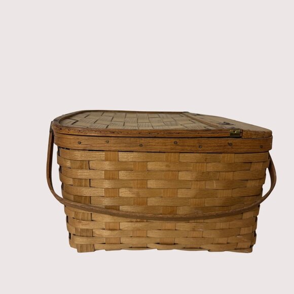 Vintage Woven Pie Carrier Basket West Rindge USA Rustic Country Cottage Baking - Picture 7 of 16